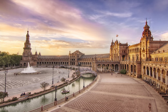 plaza de espa&ntilde;a en sevilla, ruta andalucia